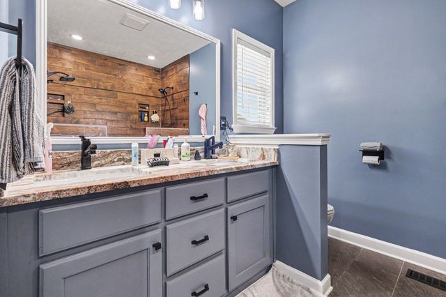 408 Brookside Dr, Mount Pleasant, TN 38474