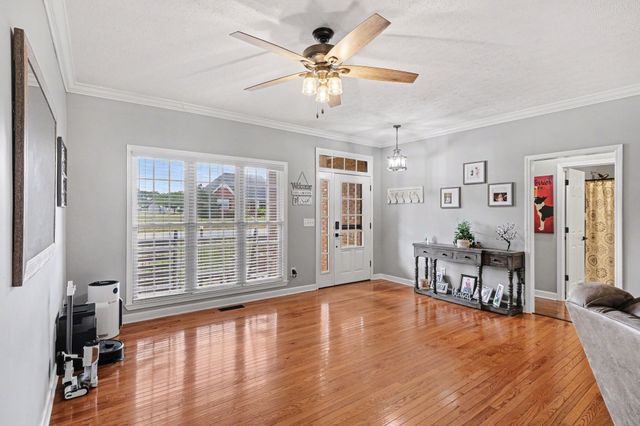 408 Brookside Dr, Mount Pleasant, TN 38474