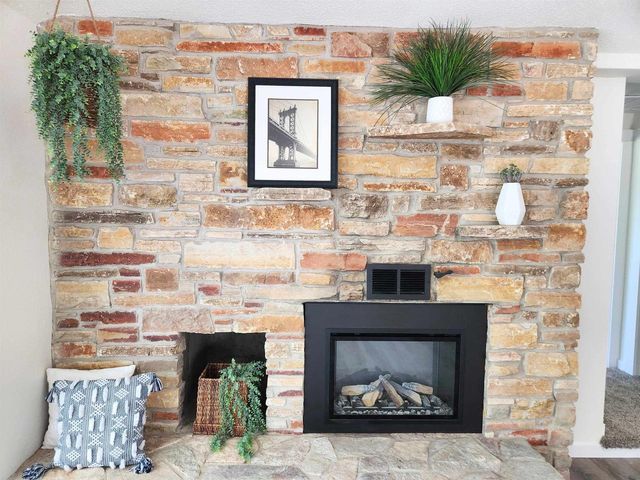 3486 Whytecliff Way, Sun Prairie, WI 53590