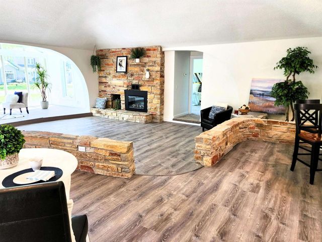 3486 Whytecliff Way, Sun Prairie, WI 53590
