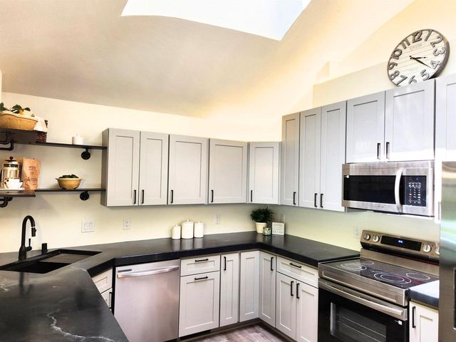 3486 Whytecliff Way, Sun Prairie, WI 53590
