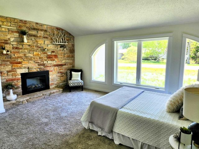 3486 Whytecliff Way, Sun Prairie, WI 53590