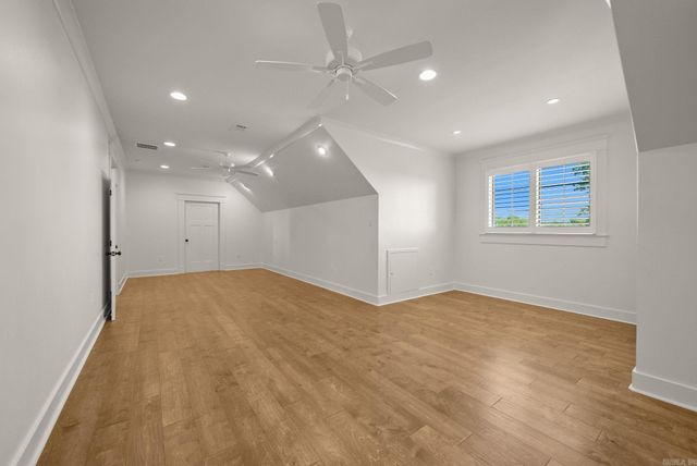 160 Manitou Drive, Maumelle, AR 72113