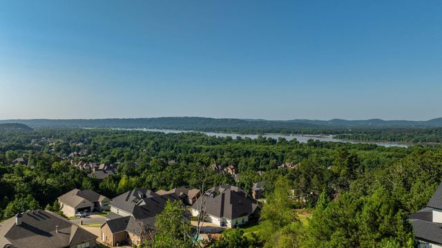 160 Manitou Drive, Maumelle, AR 72113