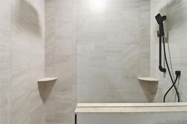 9096 N Alder Avenue, Crystal River, FL 34428