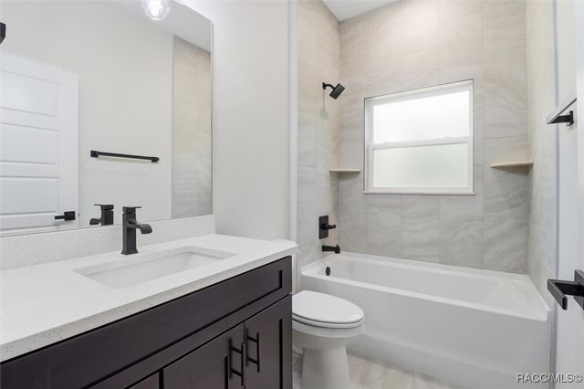 9096 N Alder Avenue, Crystal River, FL 34428