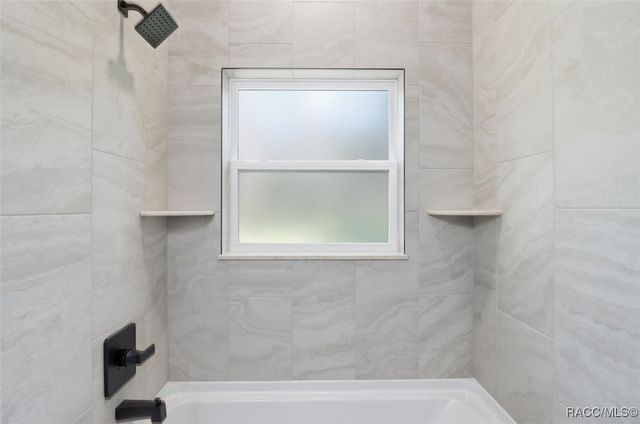 9096 N Alder Avenue, Crystal River, FL 34428