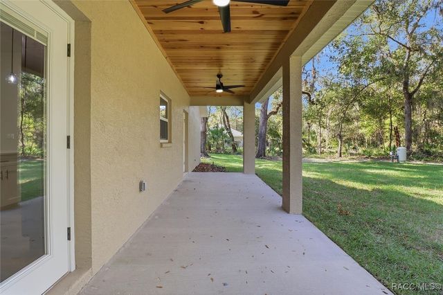 9096 N Alder Avenue, Crystal River, FL 34428