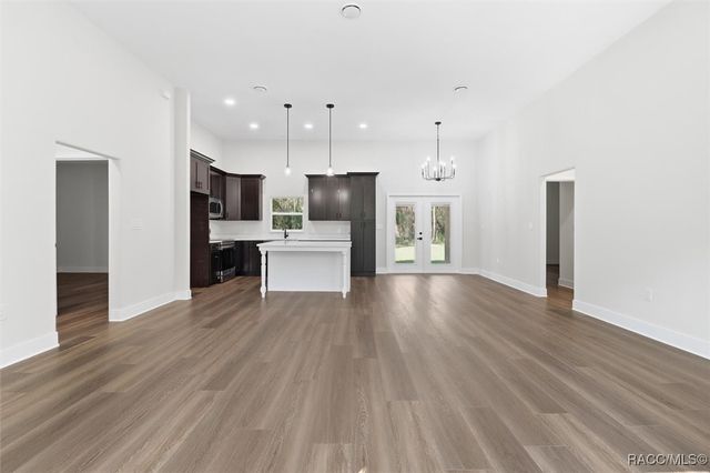 9096 N Alder Avenue, Crystal River, FL 34428