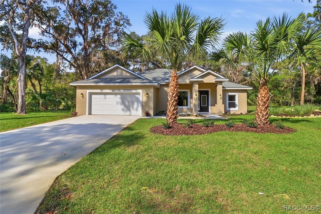 9096 N Alder Avenue, Crystal River, FL 34428