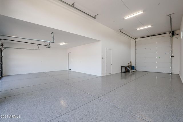 1850 E CREEK CANYON Road, Phoenix, AZ 85086