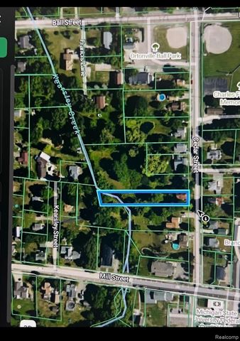 71 Cedar Street, Brandon Charter Township, MI 48462