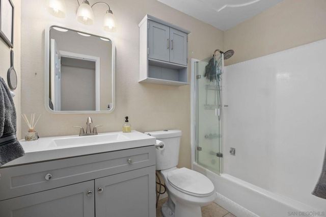 3016 Analiese Way, San Diego, CA 92139