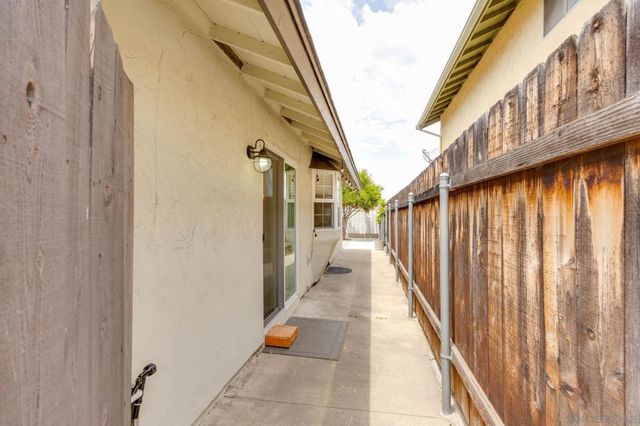3016 Analiese Way, San Diego, CA 92139