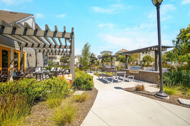 8550 8550 Boardwalk Way, Newark, CA 94560