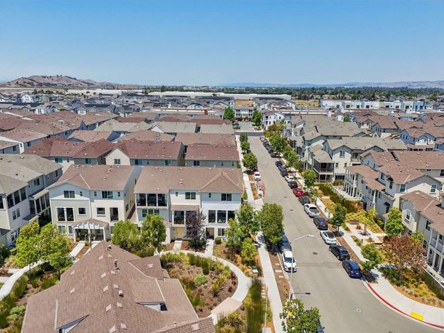 8550 8550 Boardwalk Way, Newark, CA 94560