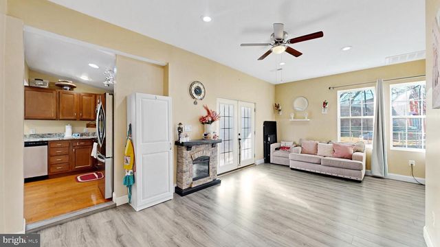 11 PIERSON PL, New Castle, DE 19720