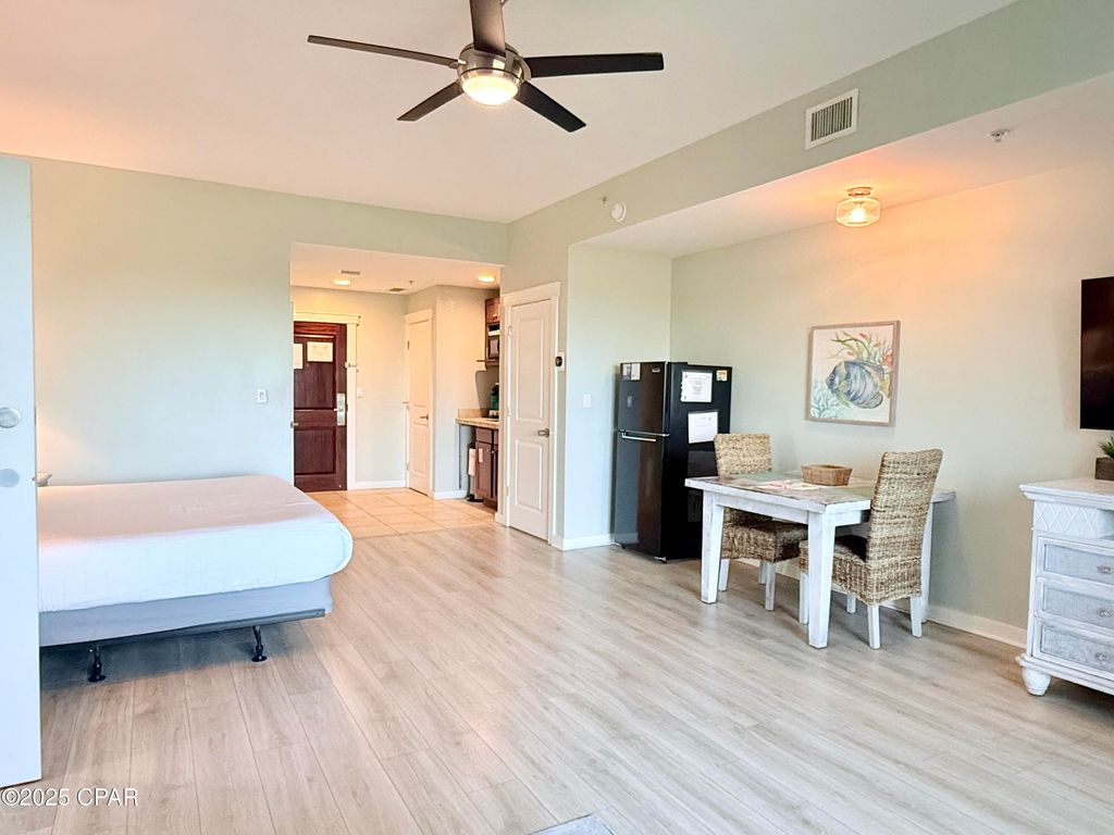 Image 15 of property listing at 15100 Front Beach Road 1019/1021, Panama City Beach, FL 32413