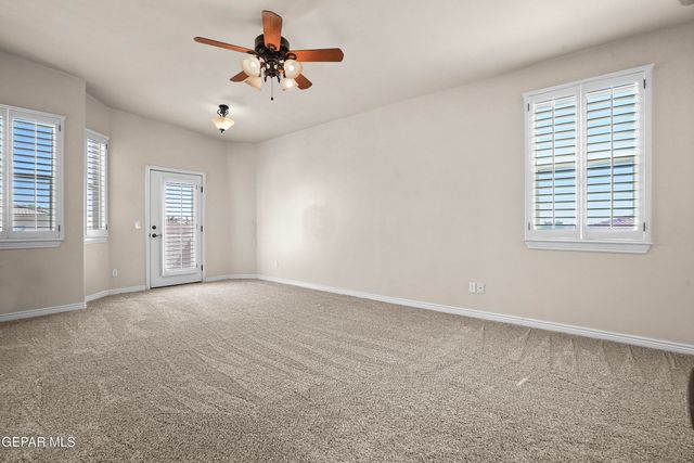 6728 CABANA DEL SOL Drive, El Paso, TX 79911