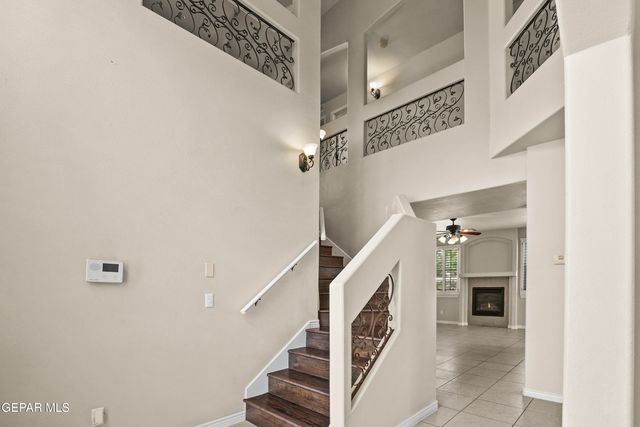 6728 CABANA DEL SOL Drive, El Paso, TX 79911