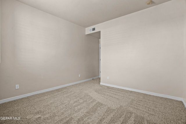 6728 CABANA DEL SOL Drive, El Paso, TX 79911