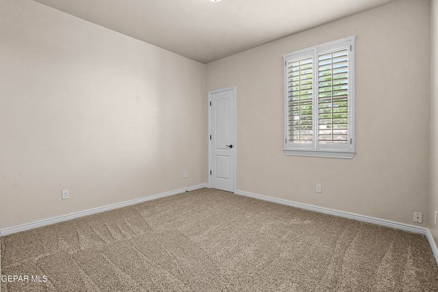 6728 CABANA DEL SOL Drive, El Paso, TX 79911