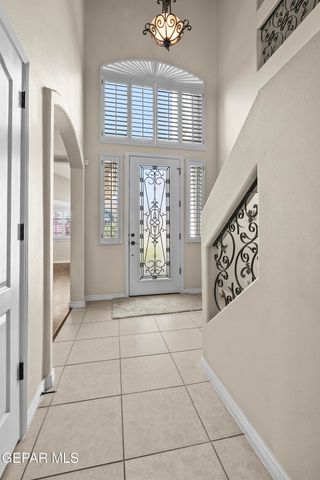 6728 CABANA DEL SOL Drive, El Paso, TX 79911