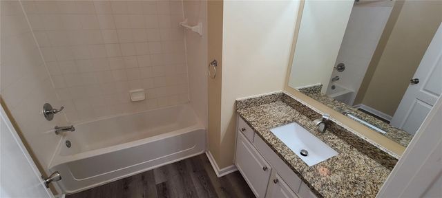 17902 VILLA CREEK DRIVE 17902, Tampa, FL 33647