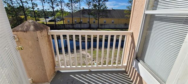 17902 VILLA CREEK DRIVE 17902, Tampa, FL 33647