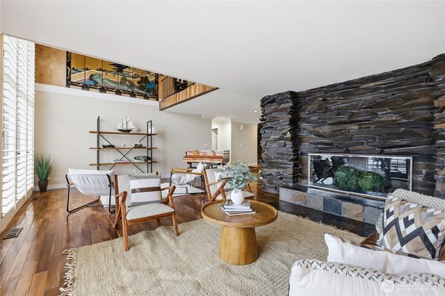 3535 Mathews Drive NW, Bremerton, WA 98312