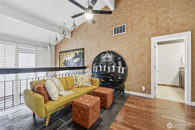 3535 Mathews Drive NW, Bremerton, WA 98312