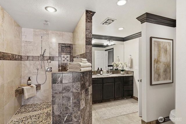 3535 Mathews Drive NW, Bremerton, WA 98312