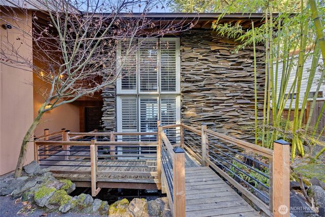 3535 Mathews Drive NW, Bremerton, WA 98312