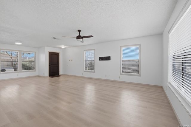 9015 Mansfield, San Antonio, TX 78251