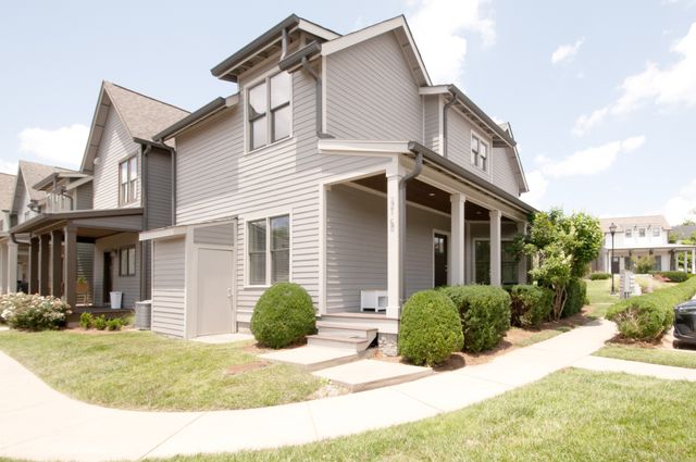 315 Sylvan Park Ln, Nashville, TN 37209