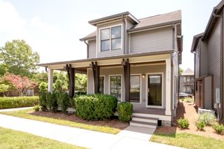 315 Sylvan Park Ln, Nashville, TN 37209