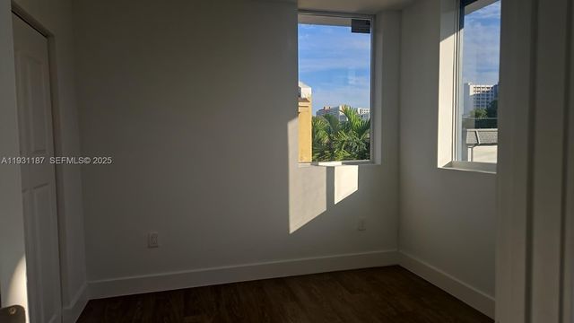 1620 NW 18th St 201, Miami, FL 33125