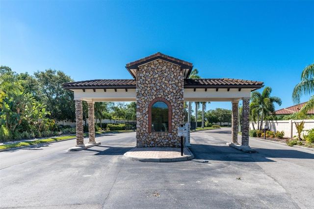 2217 6TH STREET E, Palmetto, FL 34221