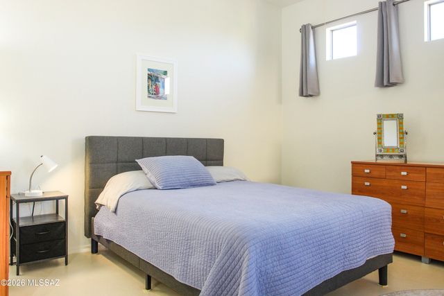 5091 N Pinnacle Point Drive, Tucson, AZ 85749