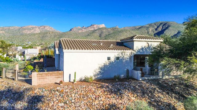 5091 N Pinnacle Point Drive, Tucson, AZ 85749