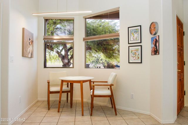 5091 N Pinnacle Point Drive, Tucson, AZ 85749