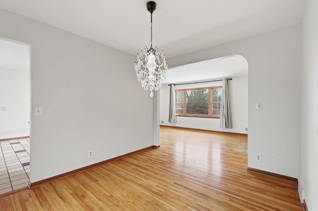 2082 Diffley Road, Eagan, MN 55122