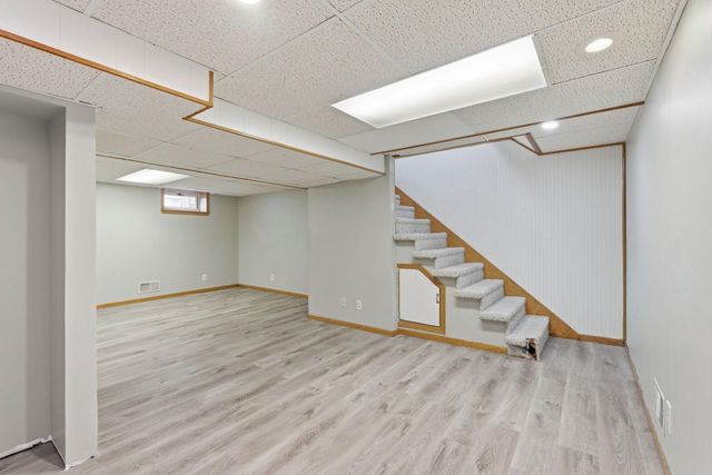 2082 Diffley Road, Eagan, MN 55122