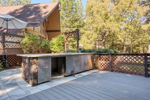 16979 Ridge Rd, Sutter Creek, CA 95685