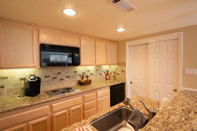 16979 Ridge Rd, Sutter Creek, CA 95685