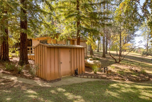 16979 Ridge Rd, Sutter Creek, CA 95685