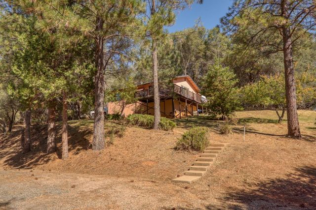 16979 Ridge Rd, Sutter Creek, CA 95685