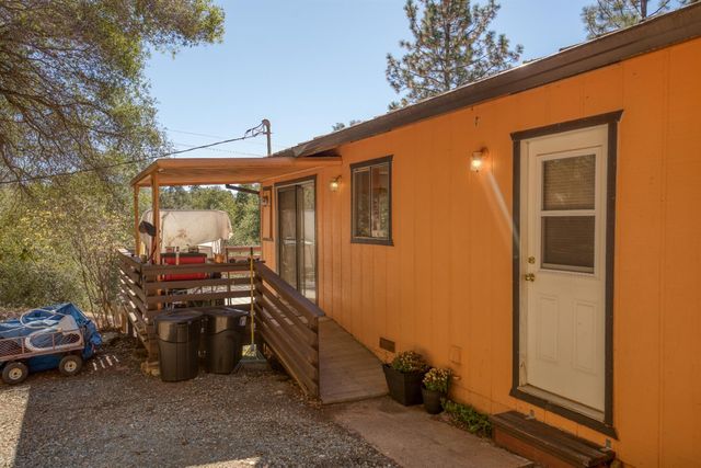 16979 Ridge Rd, Sutter Creek, CA 95685