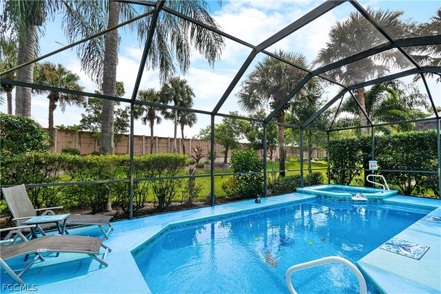 10021 Colonial Country Club BLVD, Fort Myers, FL 33913