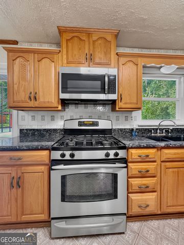4435 Hillpine Road, Forest Park, GA 30297